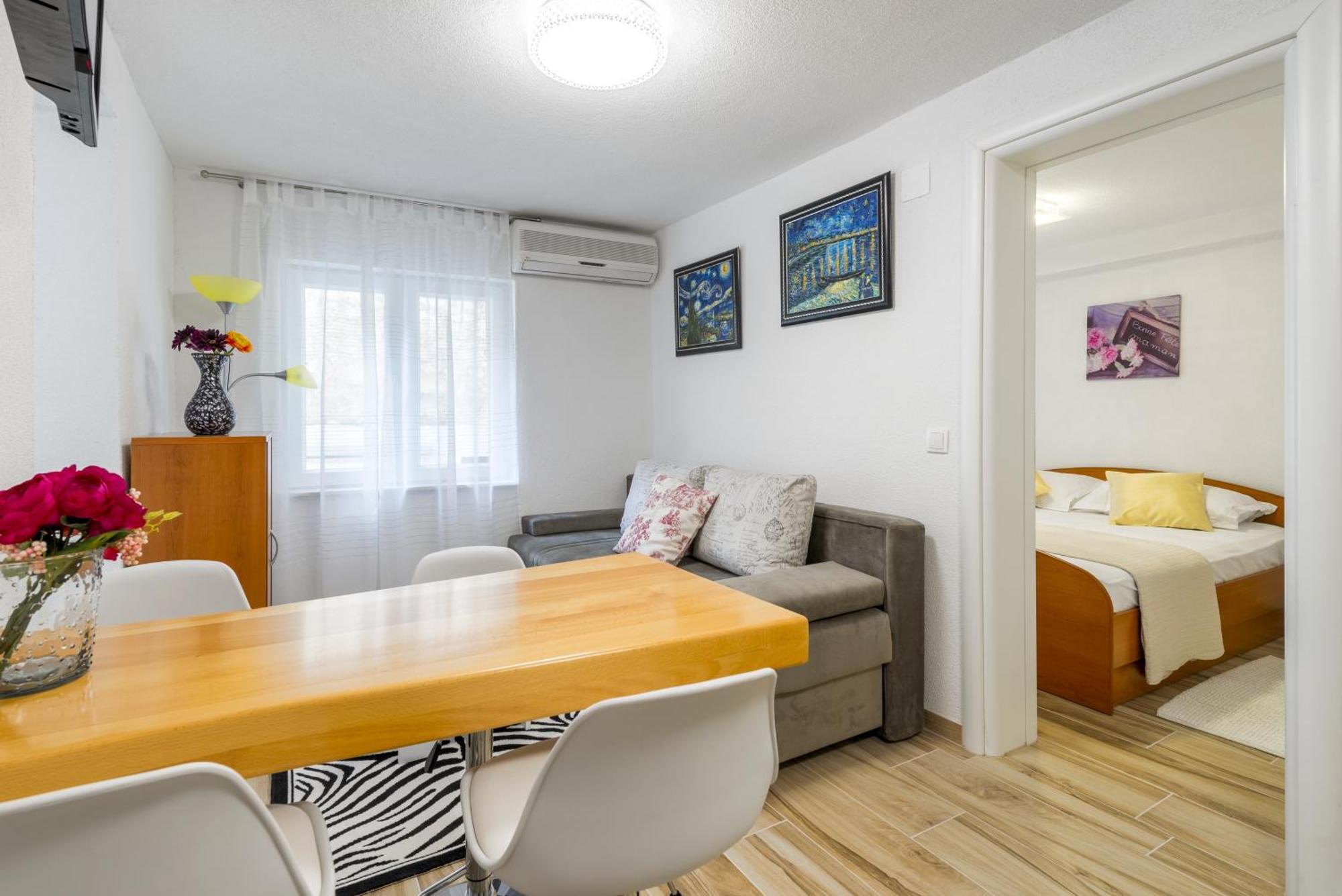 Apartments By The Sea Baska Voda, Makarska - 17570 Room photo